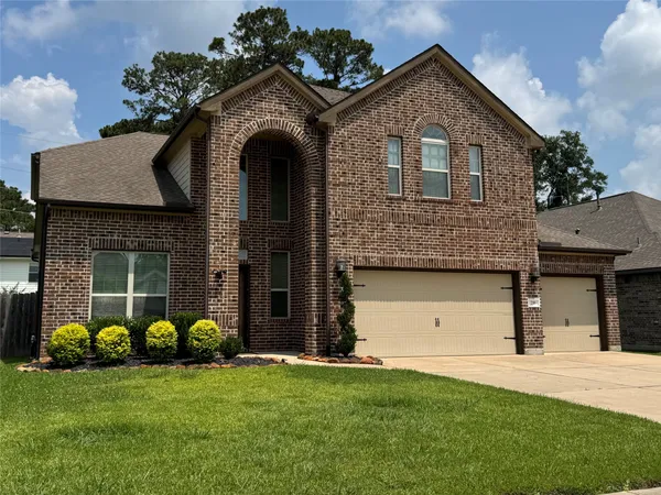 $2,500 | 718 South Chamfer Way, Crosby, TX 77532