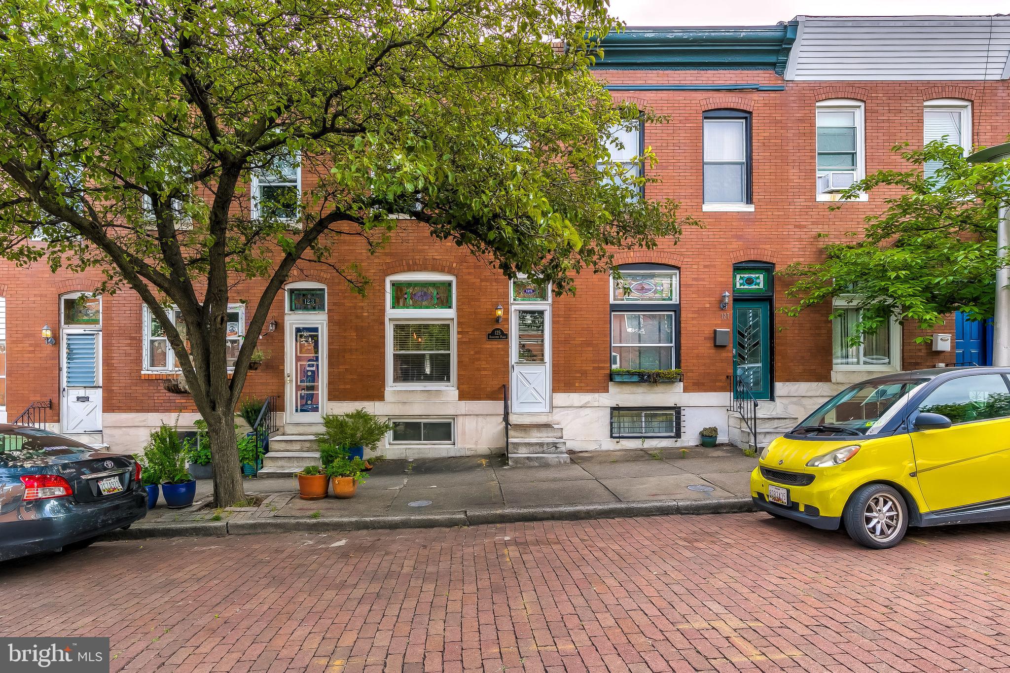 125 Rochester Place Baltimore, MD 21224 - Photo 2 of 37