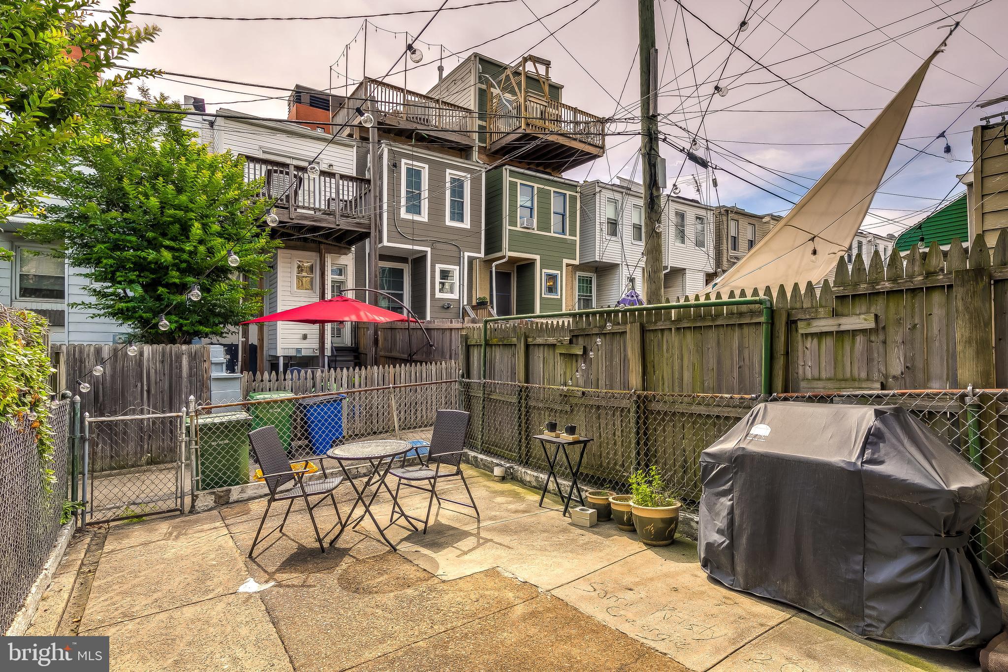 125 Rochester Place Baltimore, MD 21224 - Photo 30 of 37