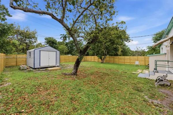 $2,600 | 1620 Northeast 160th Street, Unit 1620, North Miami Beach, FL 33162