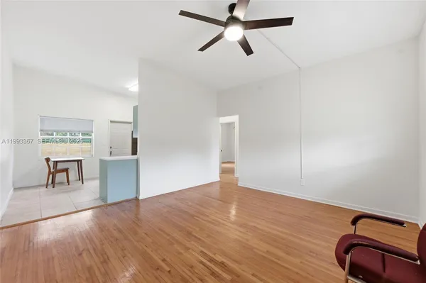 $2,600 | 1620 Northeast 160th Street, Unit 1620, North Miami Beach, FL 33162