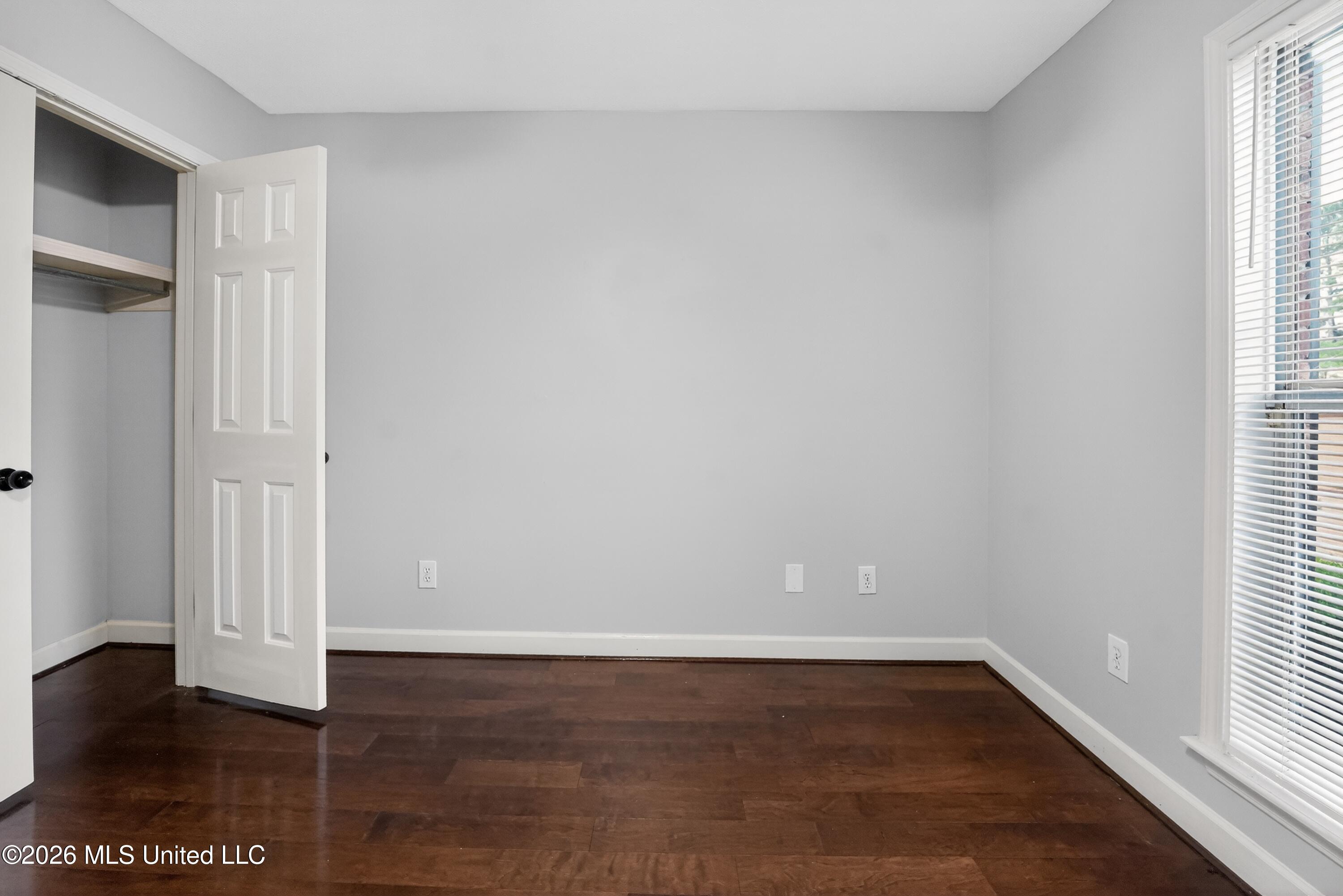 114 Spring Valley Drive Brandon, MS 39047 - Photo 21 of 30 21_114_Spring_Valley_Dr-Bedroom-6975