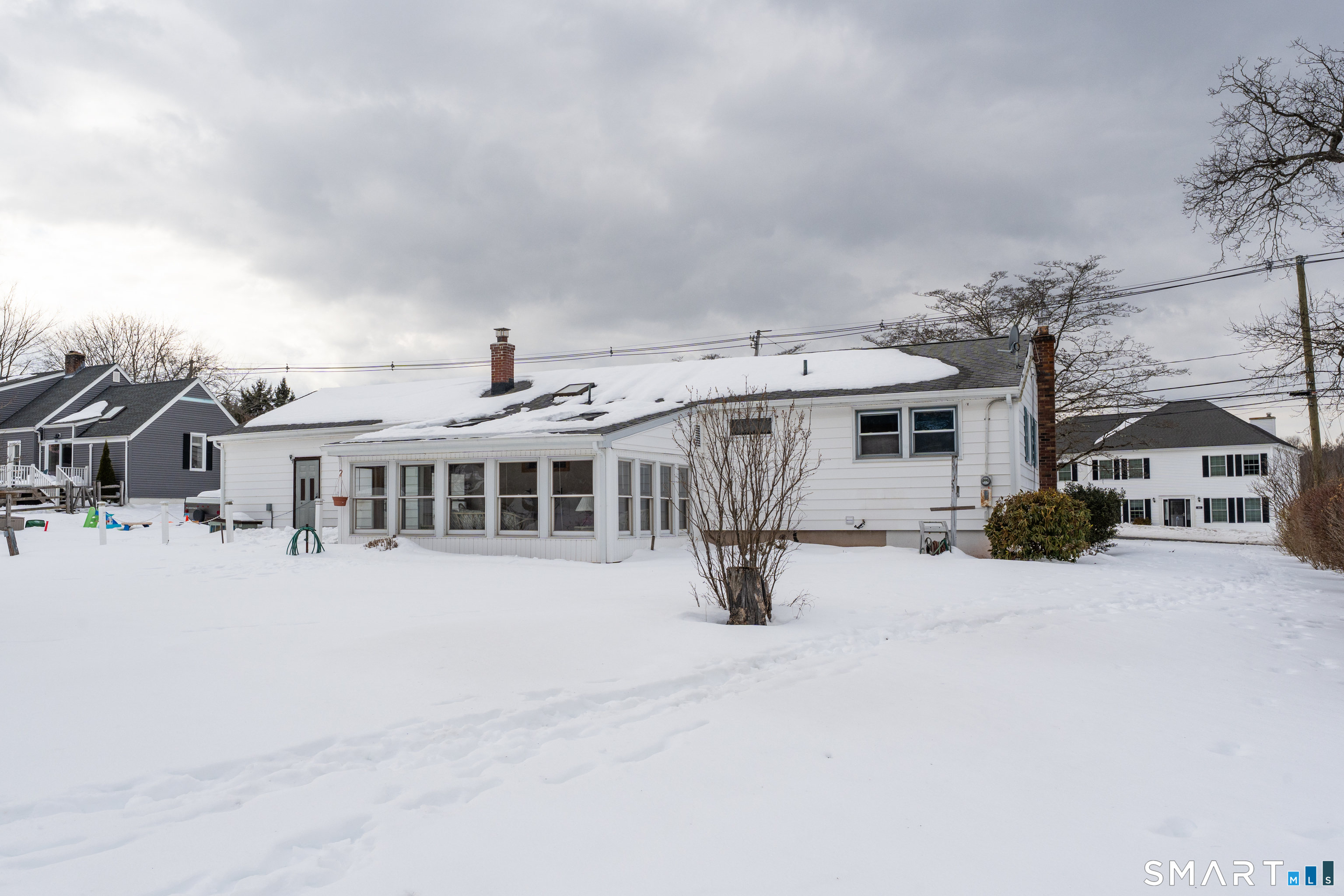 204 Parker Farms Road Wallingford, CT 06492 - Photo 37 of 39 an aerial view of a house