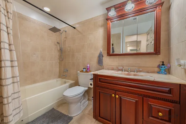 $524,999 | 5649 South Natoma Avenue, Chicago, IL 60638
