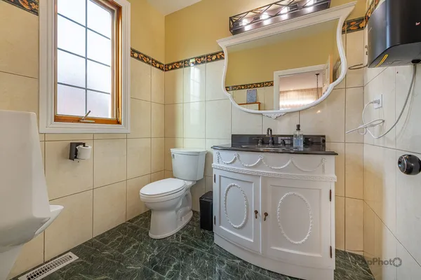 $524,999 | 5649 South Natoma Avenue, Chicago, IL 60638