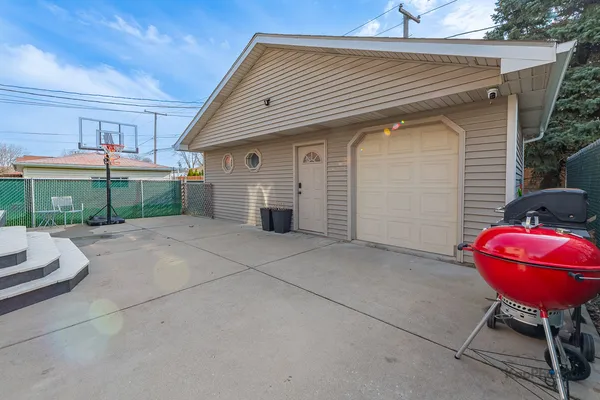 $524,999 | 5649 South Natoma Avenue, Chicago, IL 60638