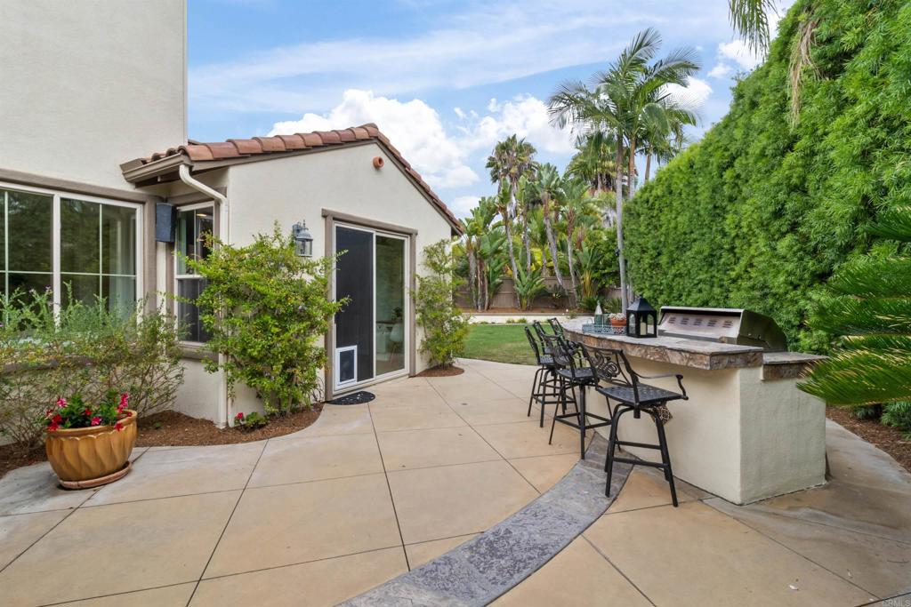 7336 Circulo Papayo Carlsbad, CA 92009 - Photo 31 of 38