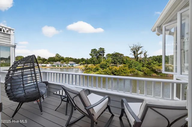 $425,000 | 1714 Deerfield Drive Southwest, Unit 6, Ocean Isle Beach, NC 28469