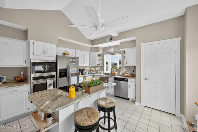 $425,000 | 1714 Deerfield Drive Southwest, Unit 6, Ocean Isle Beach, NC 28469