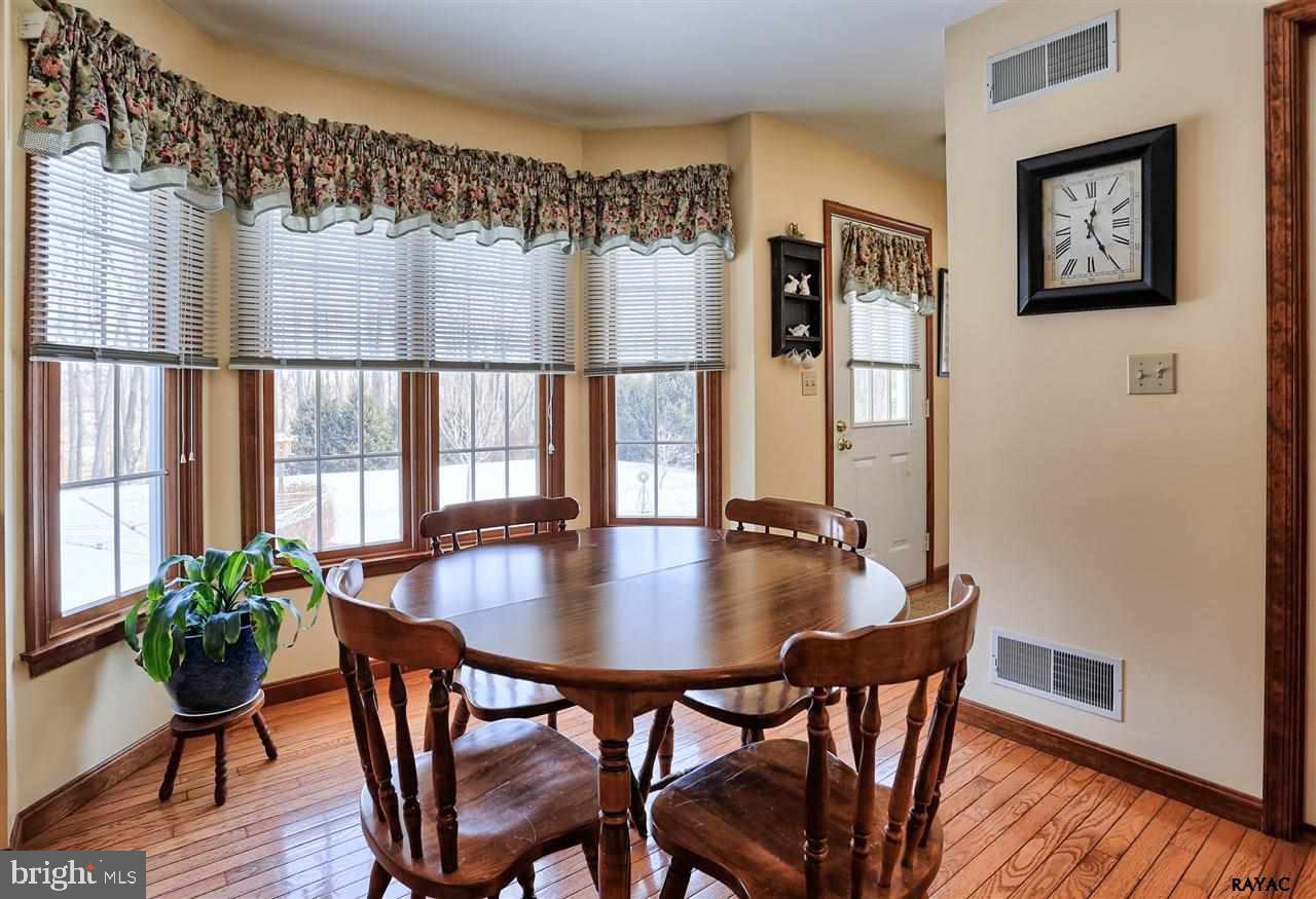 3566 Eagle Ridge Court Hanover, PA 17331 - Photo 12 of 36 Gallery Image 12