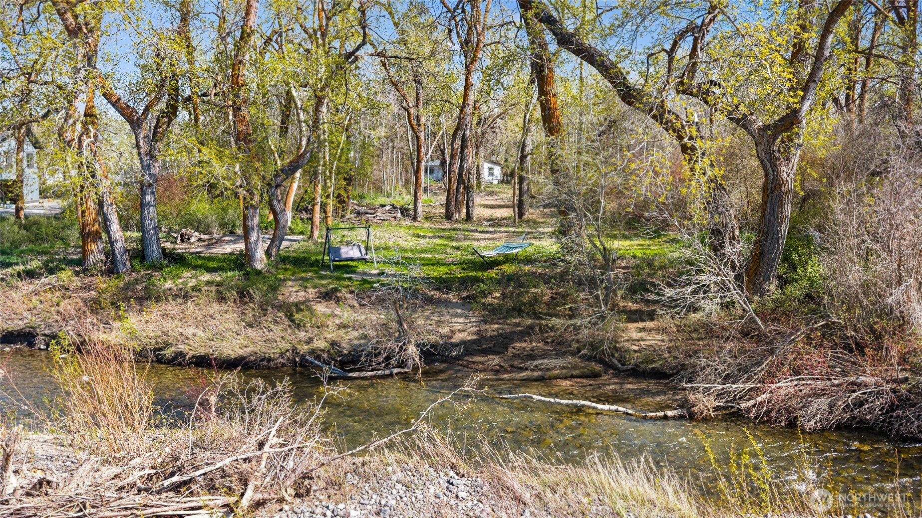 421 Cottonwood Road Thorp, WA 98946 - Photo 2 of 36