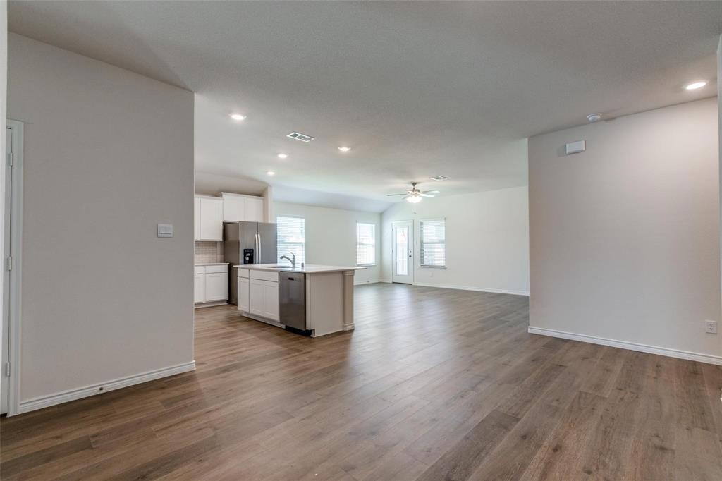 5237 Sandrine Avenue Aubrey, TX 76227 - Photo 7 of 31