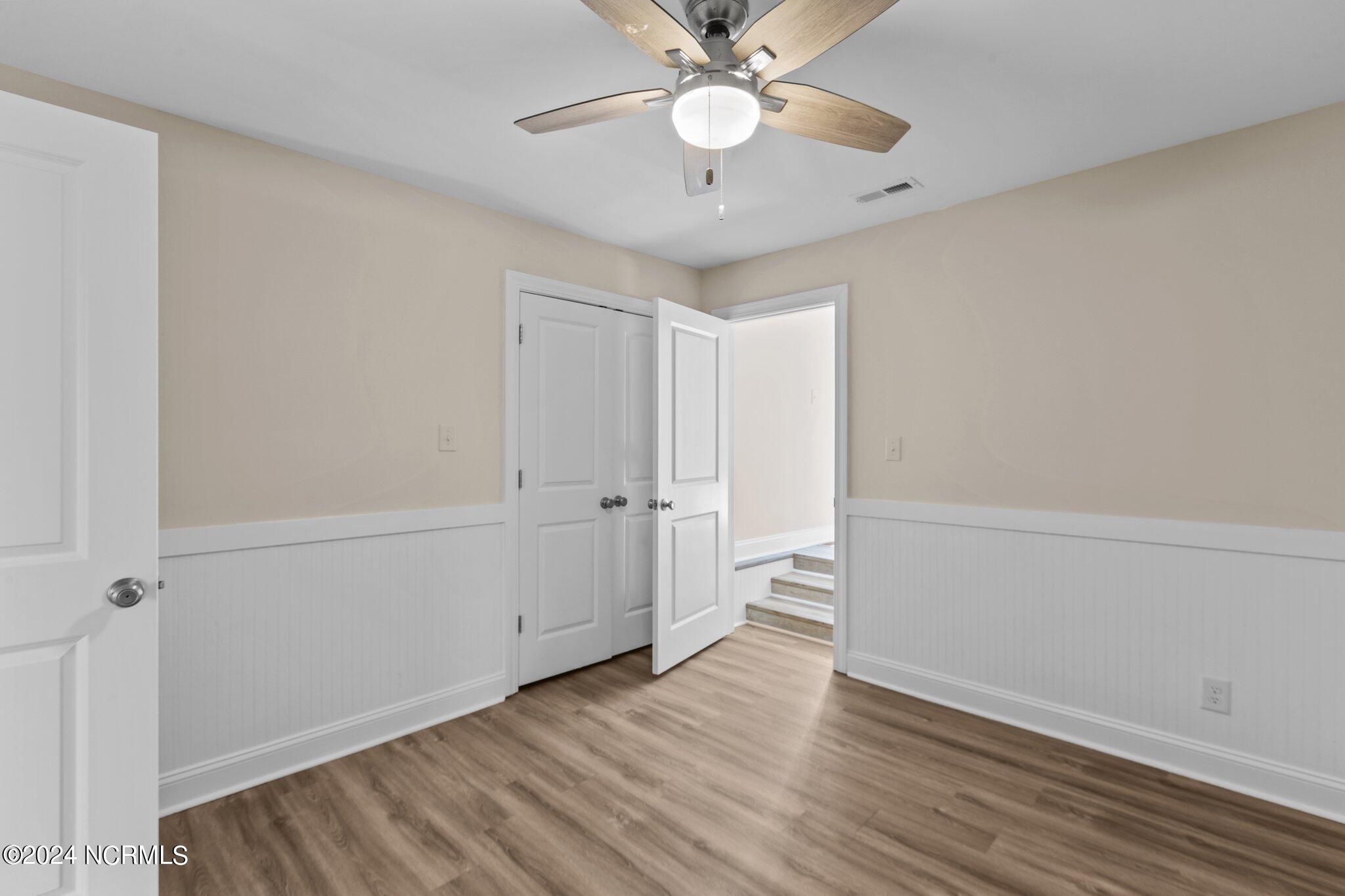 202 North 1st Avenue New Bern, NC 28560 - Photo 22 of 27 Bonus Room with Closet Space
