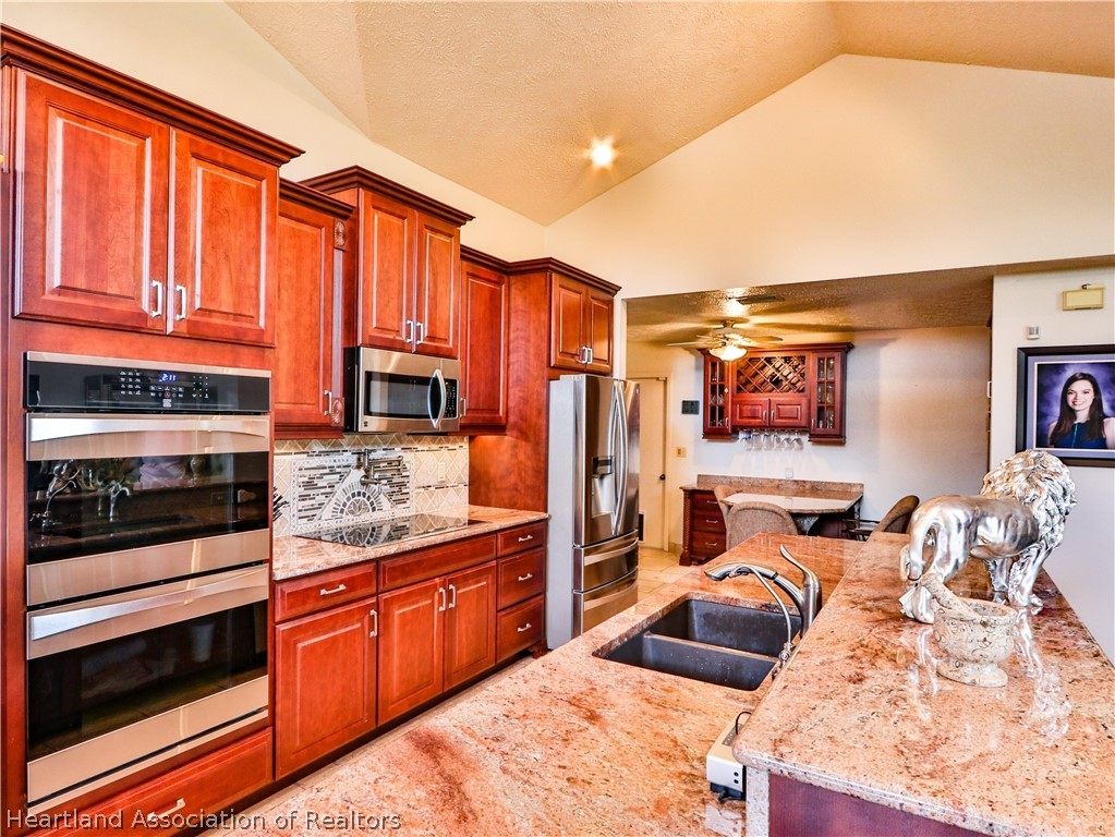 2725 West Charing Road Avon Park, FL 33825 - Photo 12 of 27 Gallery Image 12