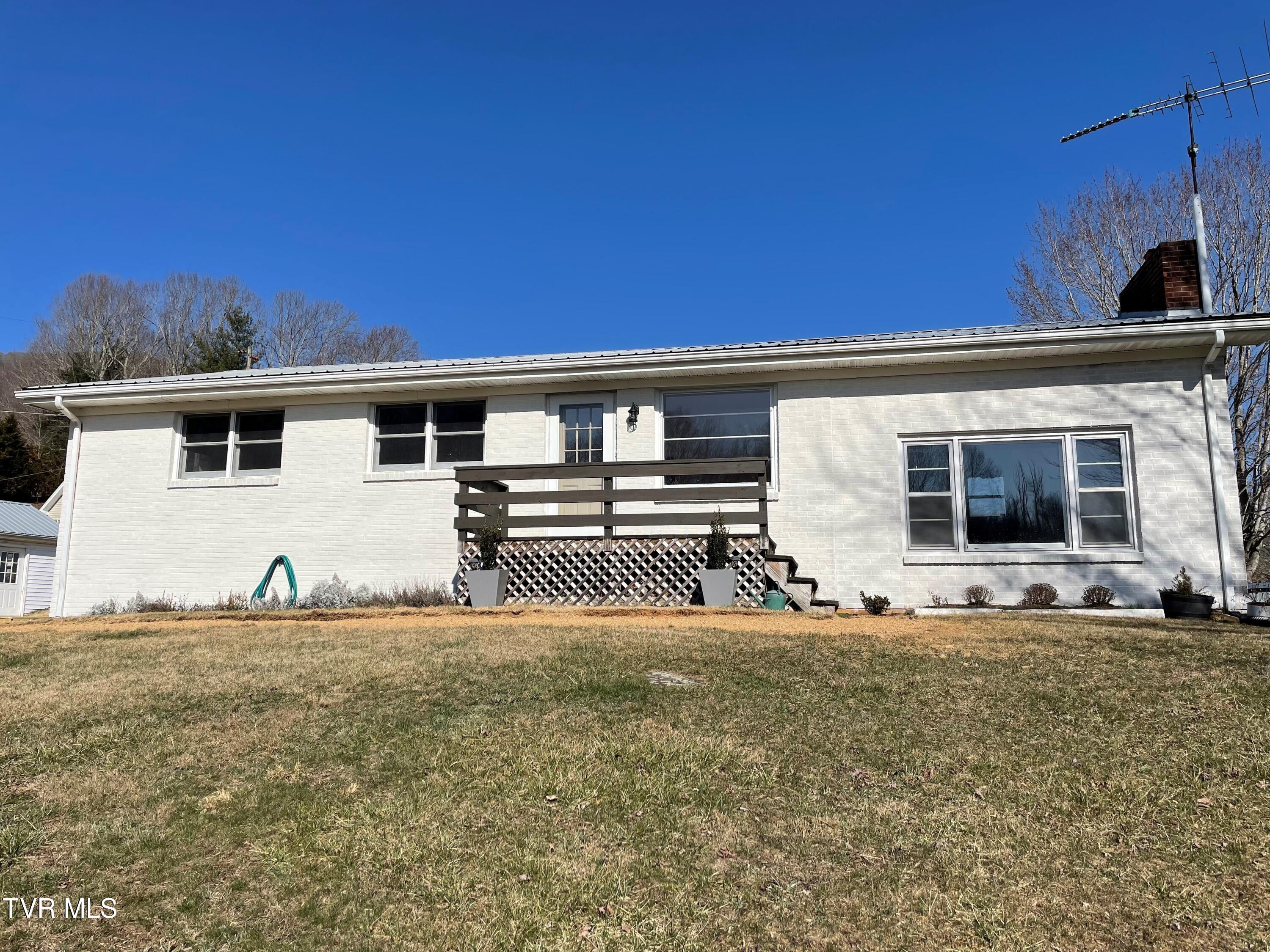 1234 Bulldog Road Trade, TN 37691 - Photo 1 of 47 primary photo