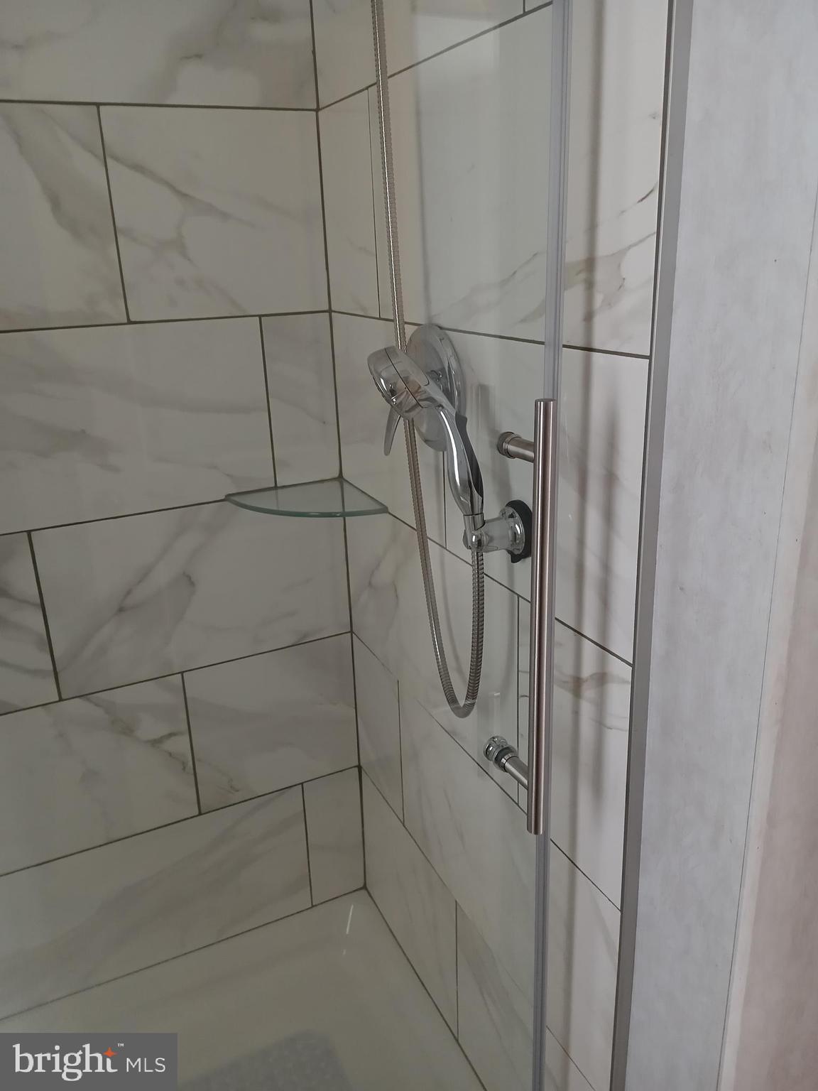 1405 Farrell Avenue, Unit 325 Cherry Hill, NJ 08002 - Photo 12 of 15 a bathroom with a shower