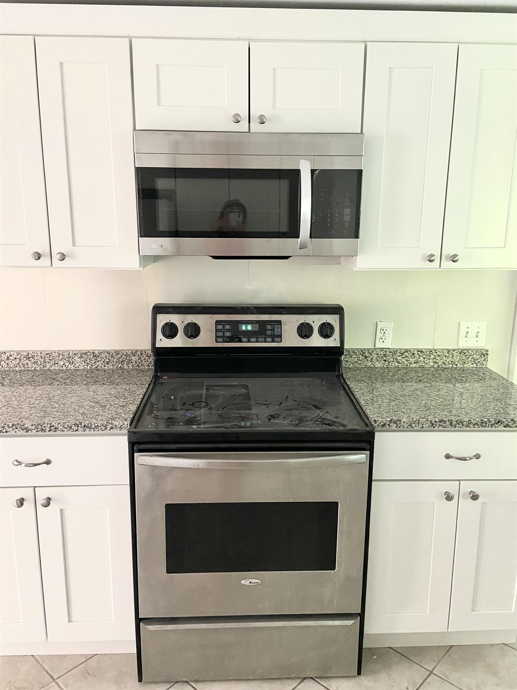 345 Coolidge Avenue Manchester, NH 03102 - Photo 5 of 15