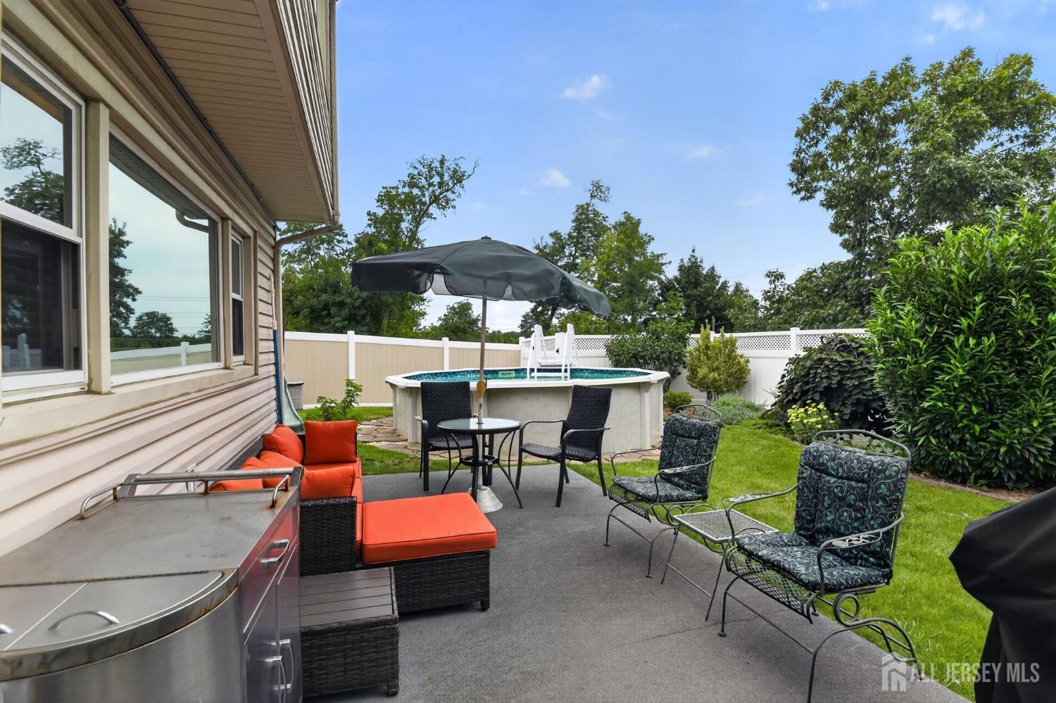 6 Ridgeview Road Jamesburg, NJ 08831 - Photo 24 of 32 Gallery Image 24