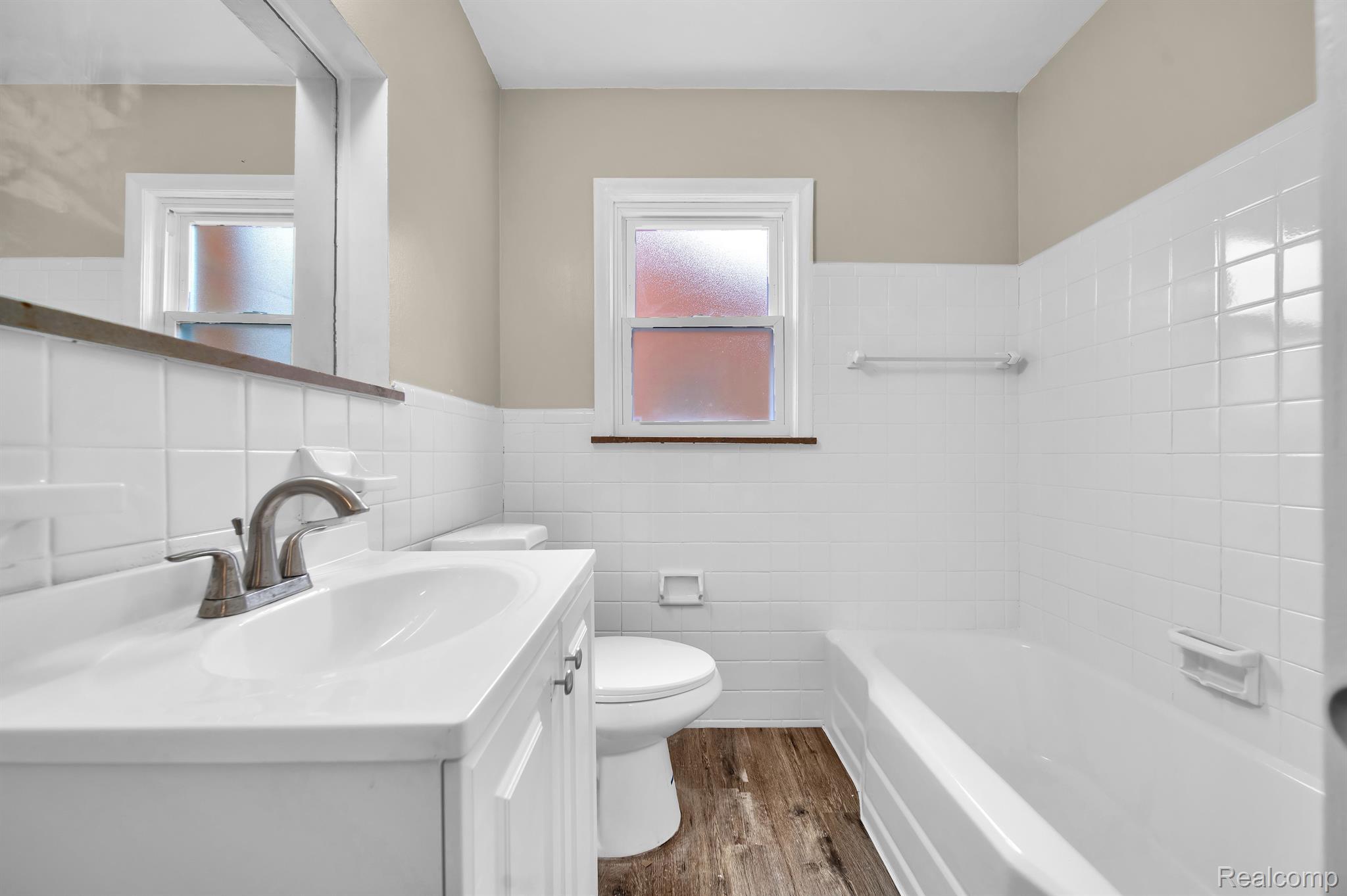 19446 Edinborough Road Detroit, MI 48219 - Photo 17 of 26 Gallery Image 17