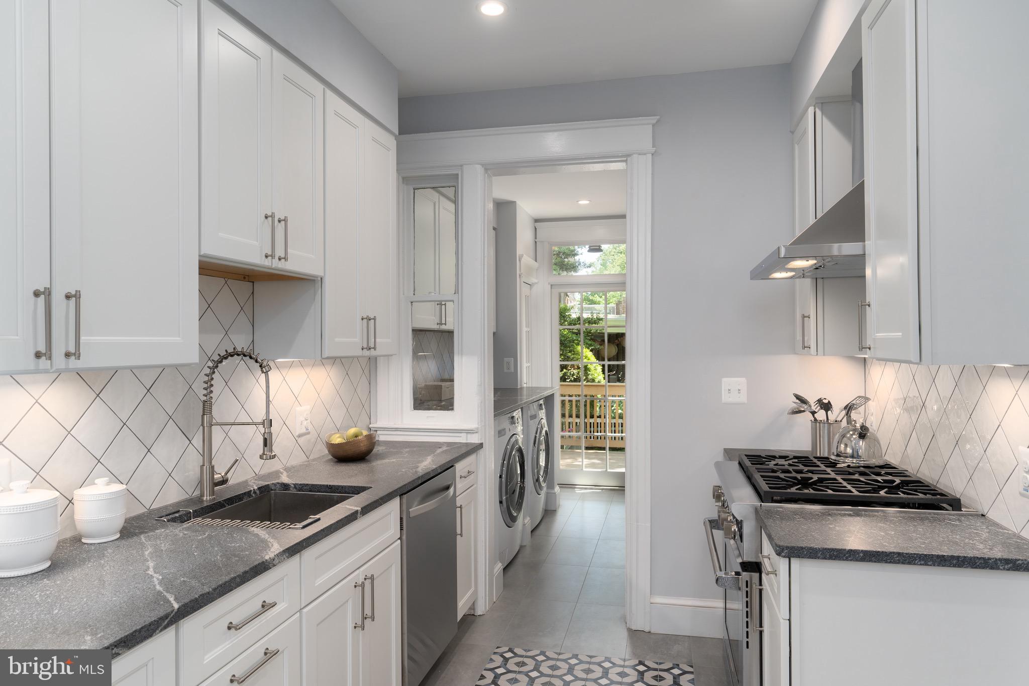 2026 Klingle Road Northwest Washington, DC 20010 - Photo 11 of 52 Kitchen