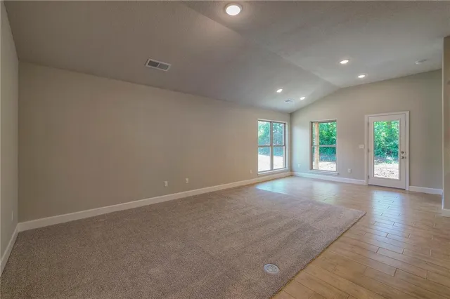 $439,725 | 25481 West 84th Street, Lenexa, KS 66227