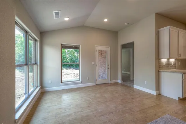 $439,725 | 25481 West 84th Street, Lenexa, KS 66227