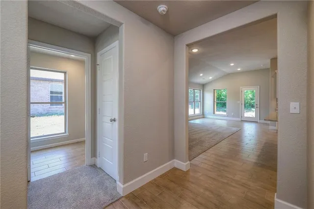 $439,725 | 25481 West 84th Street, Lenexa, KS 66227