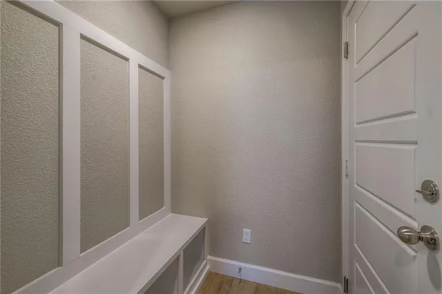 $439,725 | 25481 West 84th Street, Lenexa, KS 66227