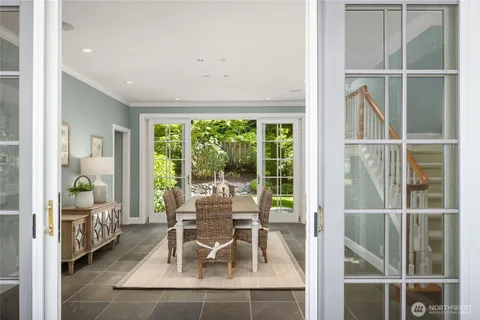 $3,150,000 | 2720 105th Avenue Southeast, Bellevue, WA 98004
