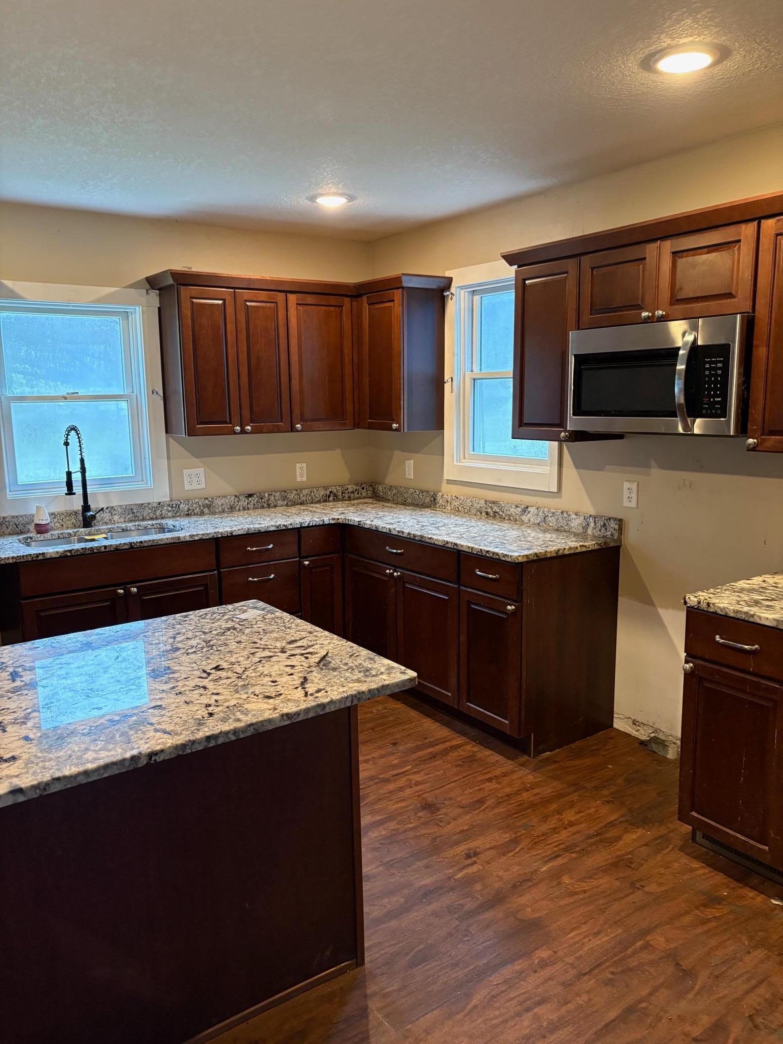 23121 Highway 14 Lewiston, MN 55952 - Photo 2 of 11