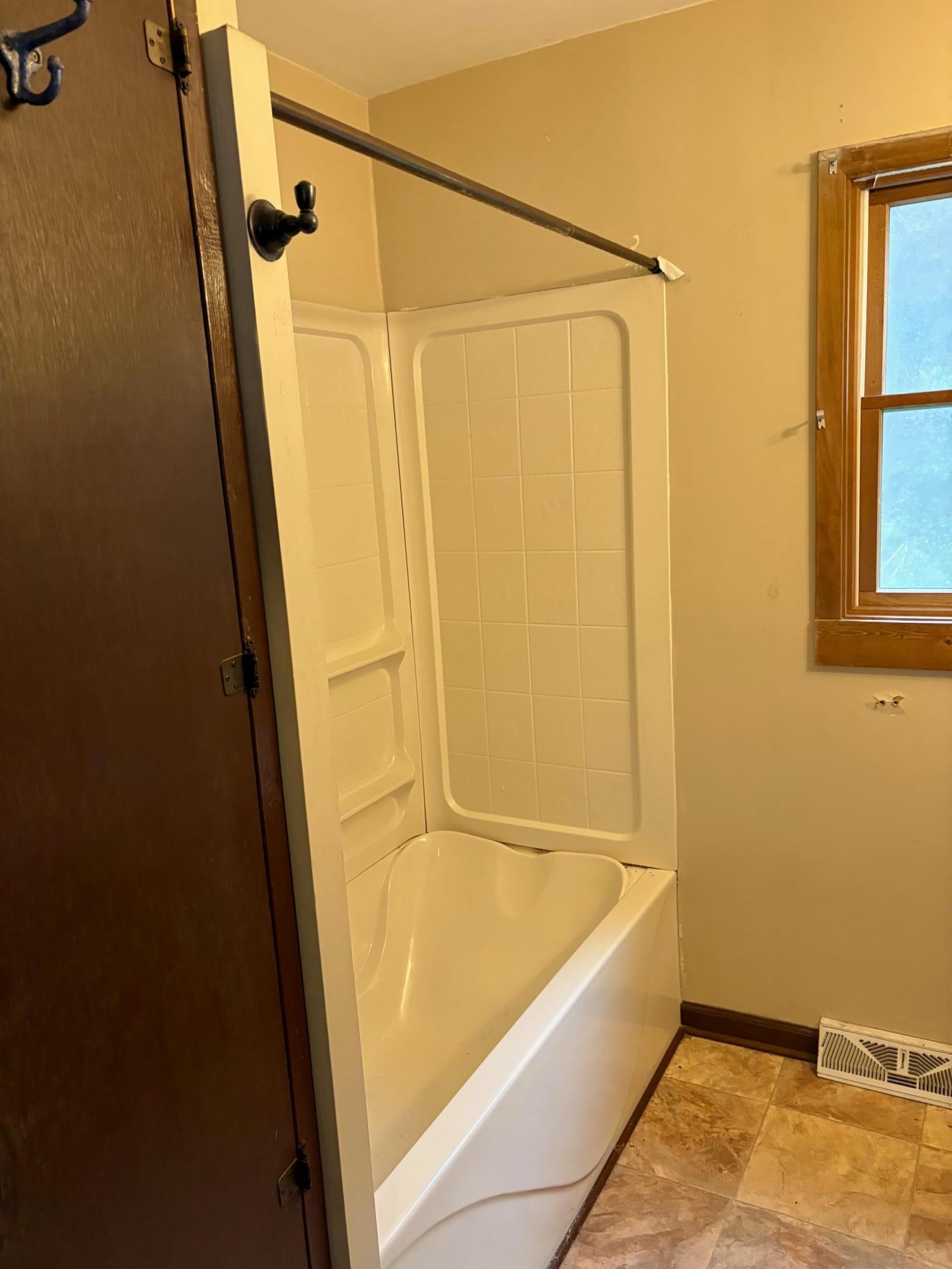 23121 Highway 14 Lewiston, MN 55952 - Photo 8 of 11