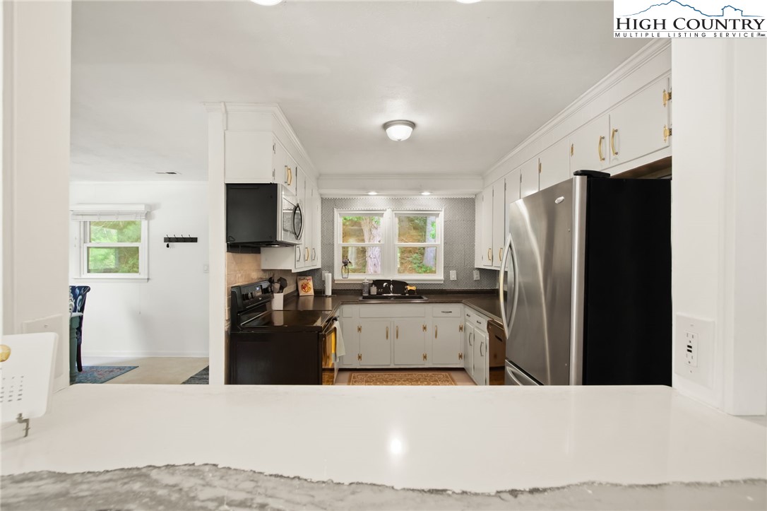 112 Hub Brown Road Boone, NC 28607 - Photo 12 of 27 Gallery Image 12