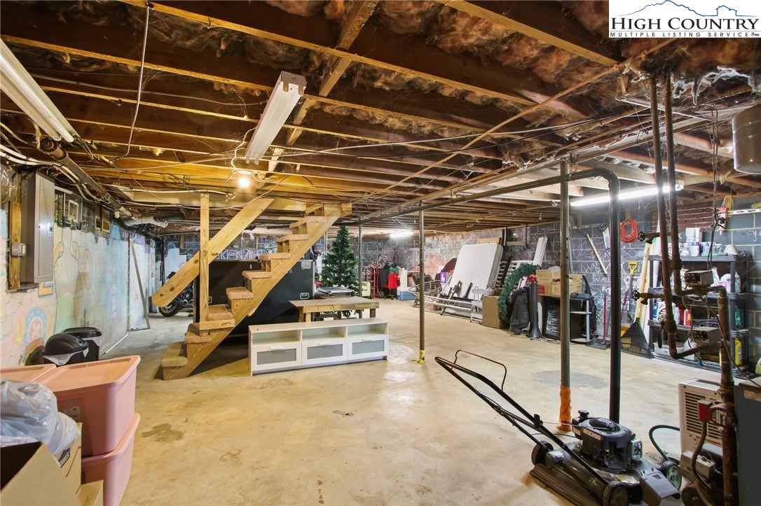 112 Hub Brown Road Boone, NC 28607 - Photo 25 of 27 Gallery Image 25