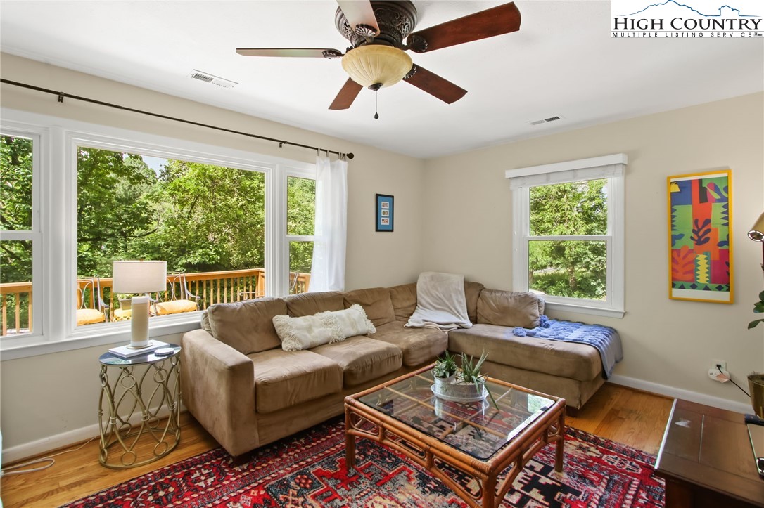 112 Hub Brown Road Boone, NC 28607 - Photo 3 of 27 Gallery Image 3