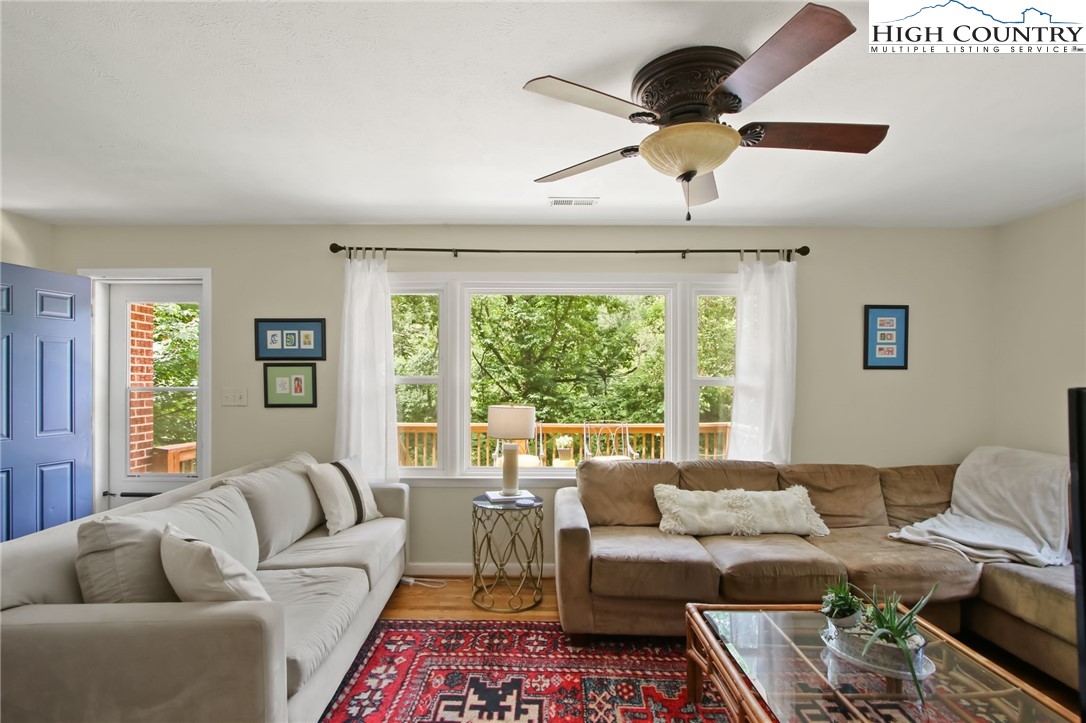 112 Hub Brown Road Boone, NC 28607 - Photo 4 of 27 Gallery Image 4