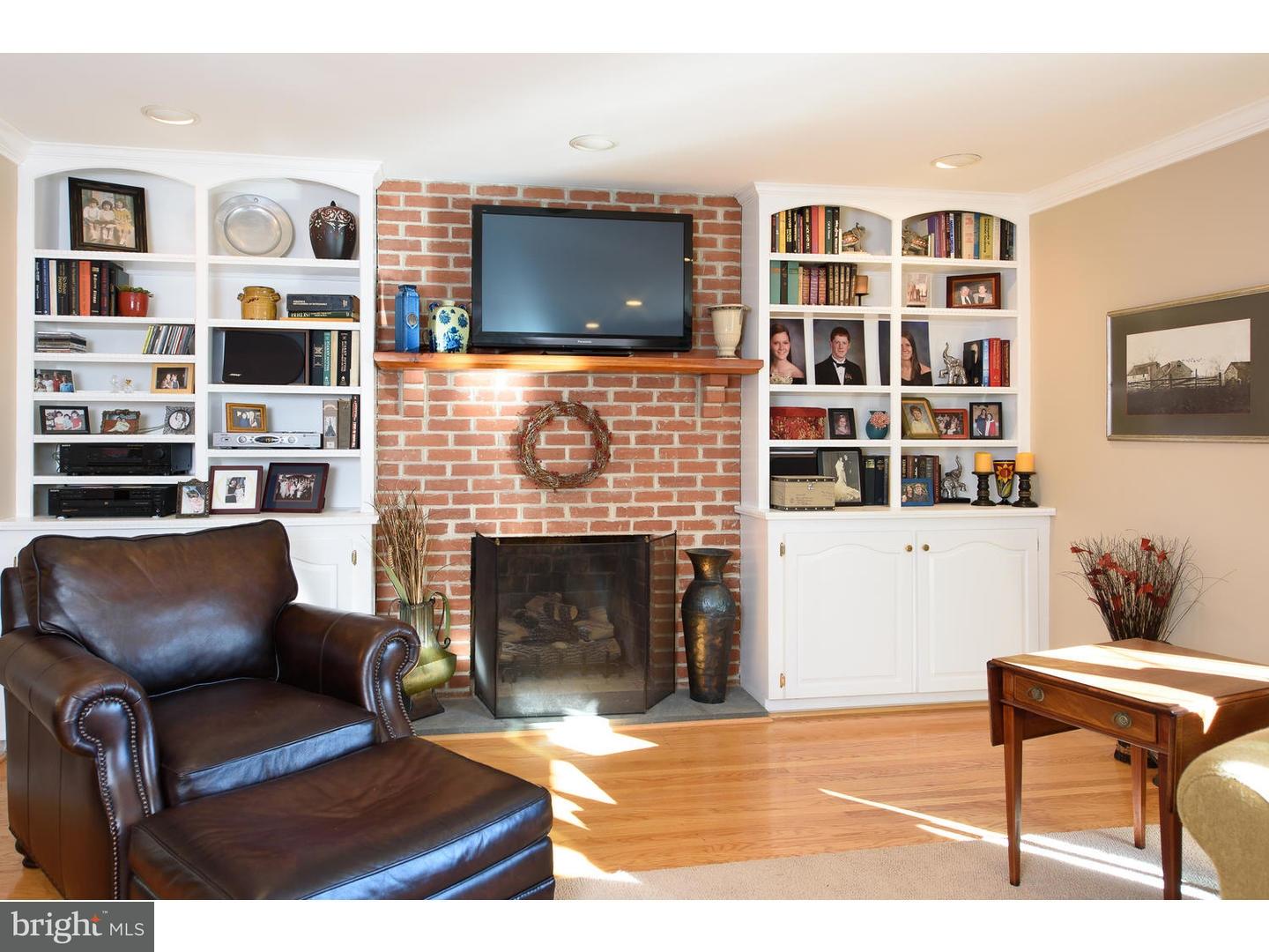 2754 South Kent Road Broomall, PA 19008 - Photo 6 of 24 Fireplace