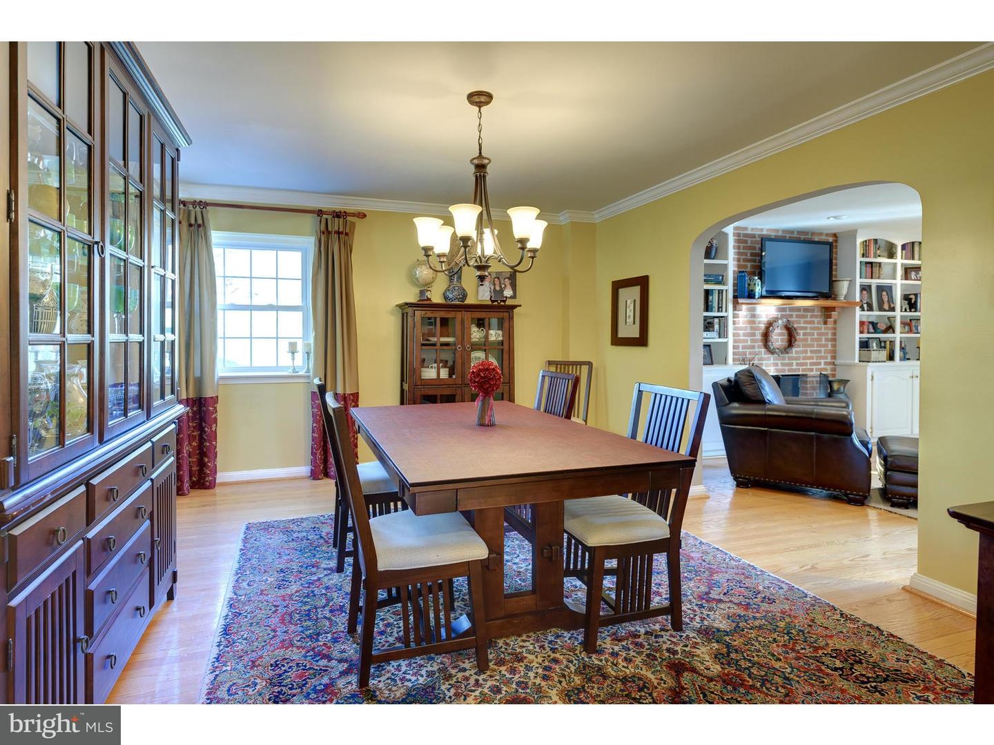 2754 South Kent Road Broomall, PA 19008 - Photo 8 of 24 Dining Room