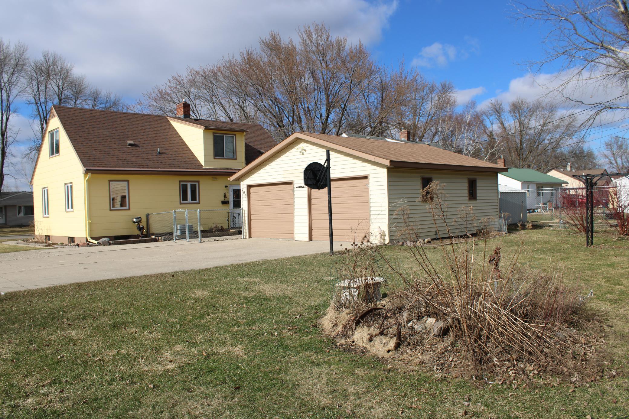 709 West 6th Street Morris, MN 56267 - Photo 11 of 51