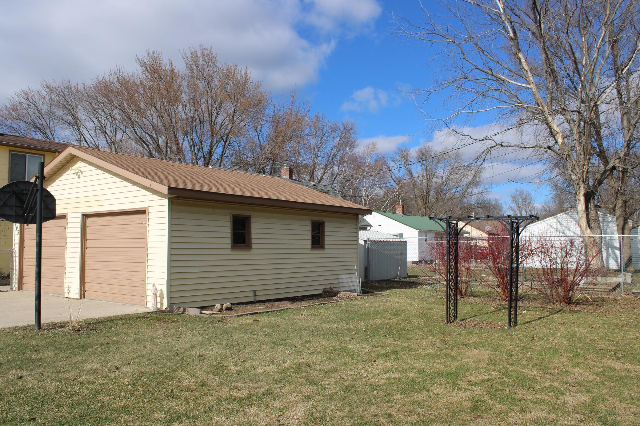 709 West 6th Street Morris, MN 56267 - Photo 12 of 51