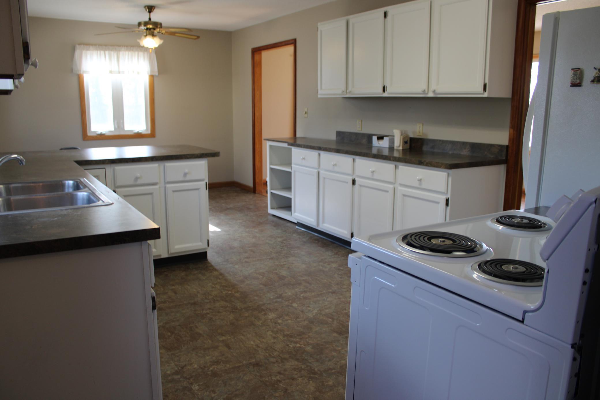 709 West 6th Street Morris, MN 56267 - Photo 13 of 51