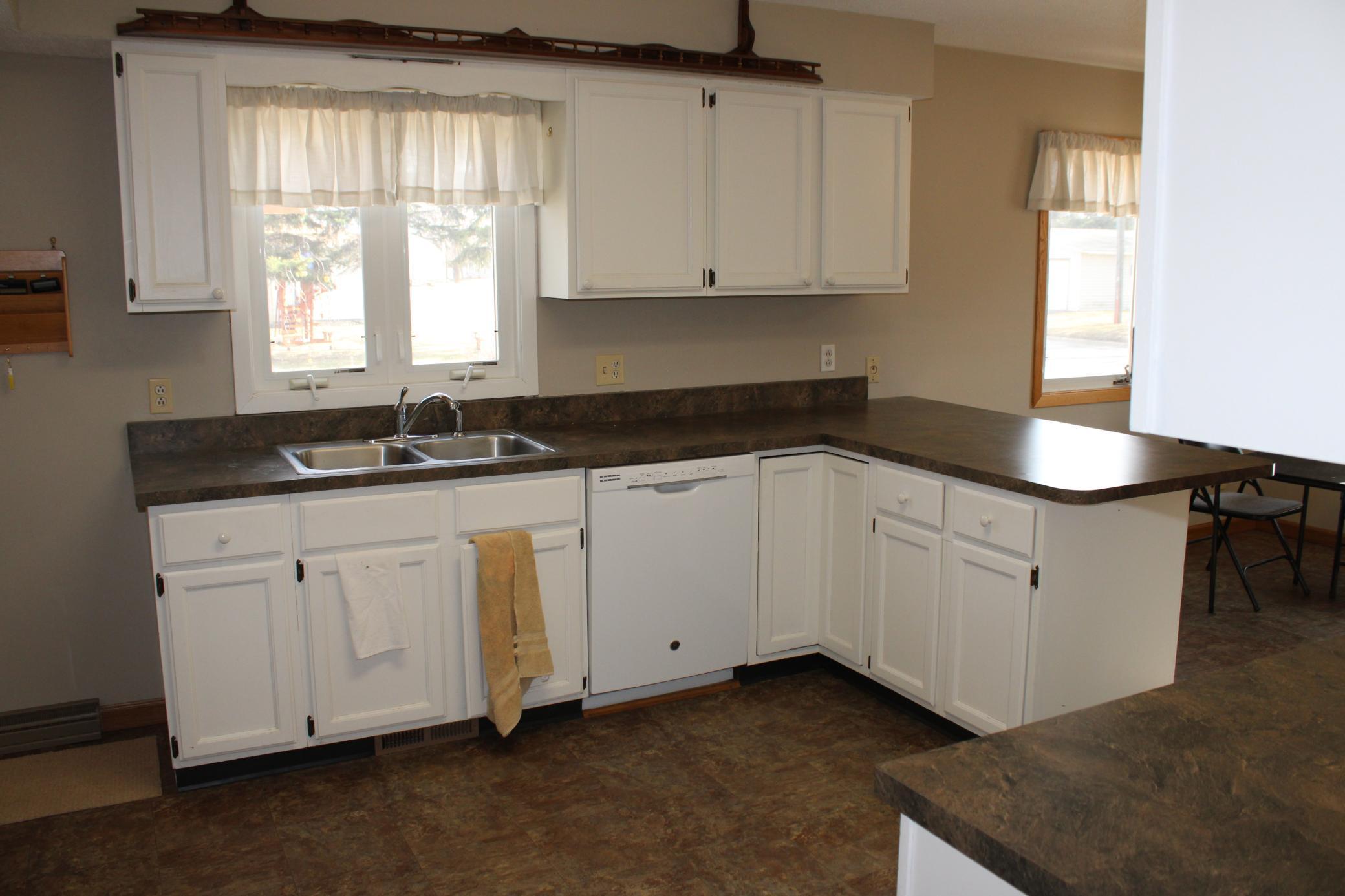 709 West 6th Street Morris, MN 56267 - Photo 14 of 51