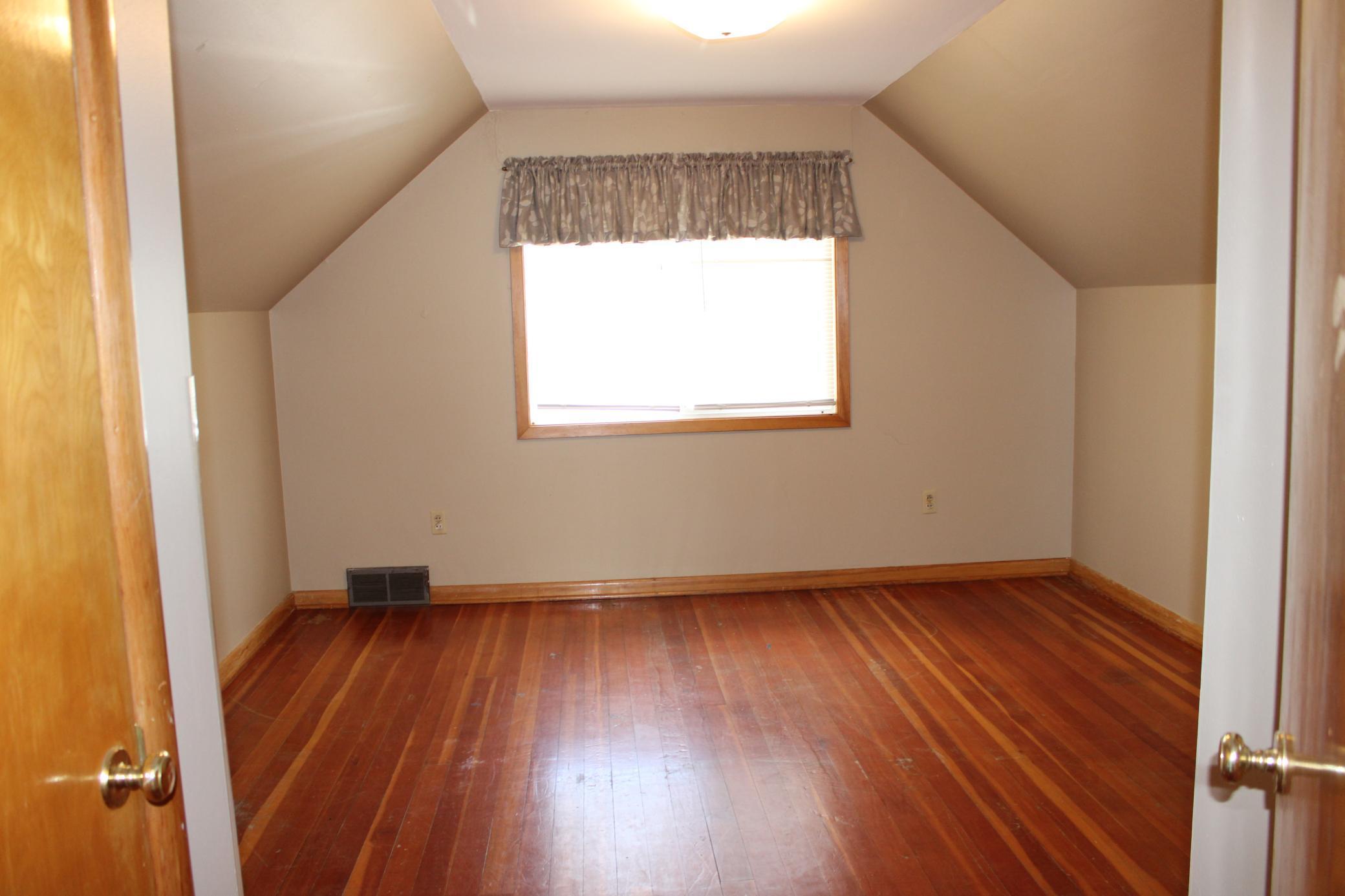 709 West 6th Street Morris, MN 56267 - Photo 46 of 51