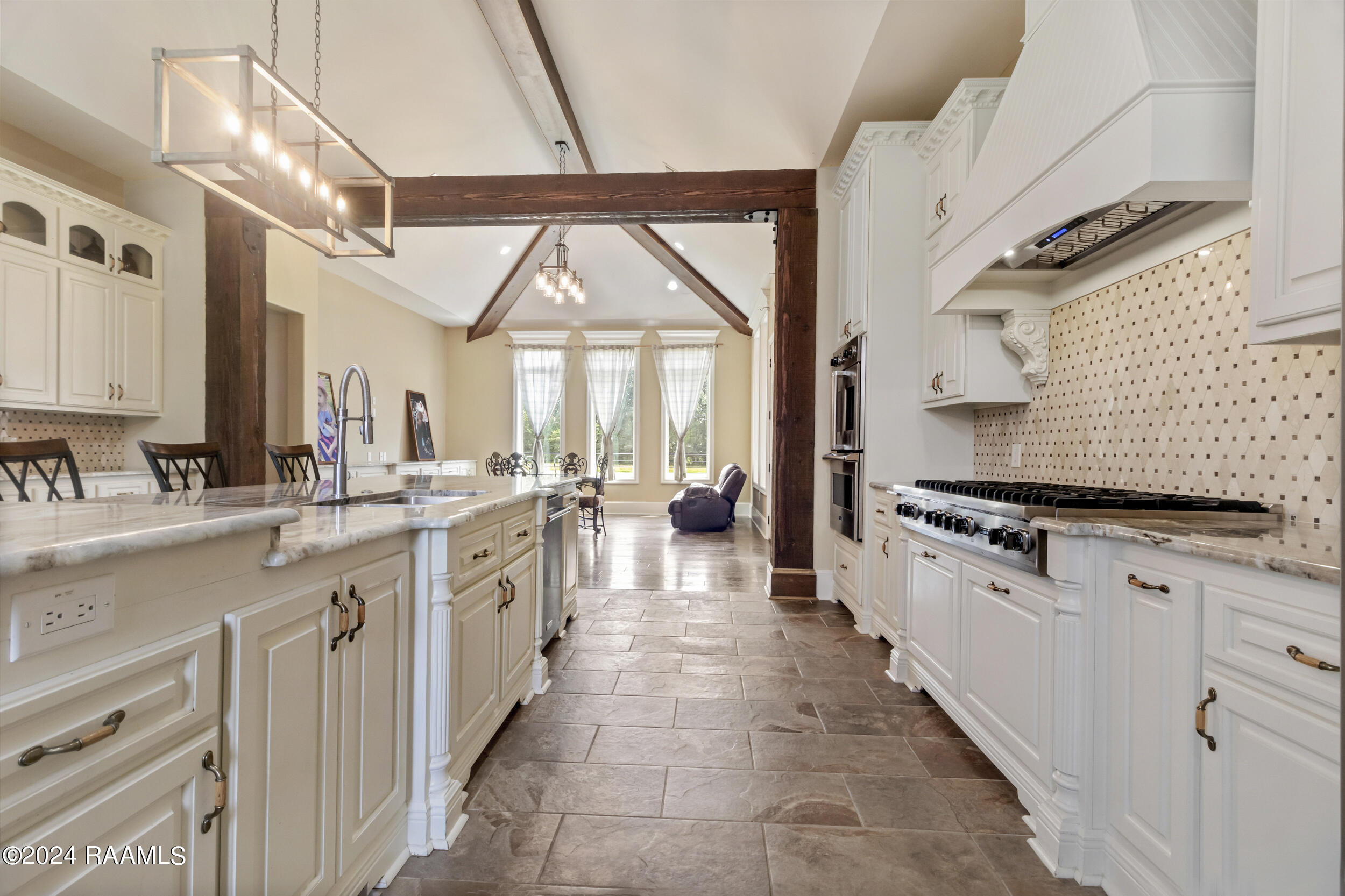 701 Louis Arceneaux Road Lafayette, LA 70507 - Photo 8 of 39 701 Louis