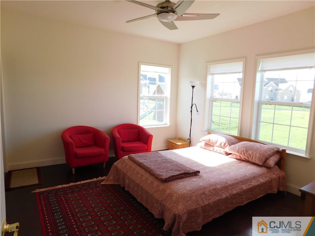42 Emerald Road Robbinsville, NJ 08691 - Photo 13 of 23 Gallery Image 13