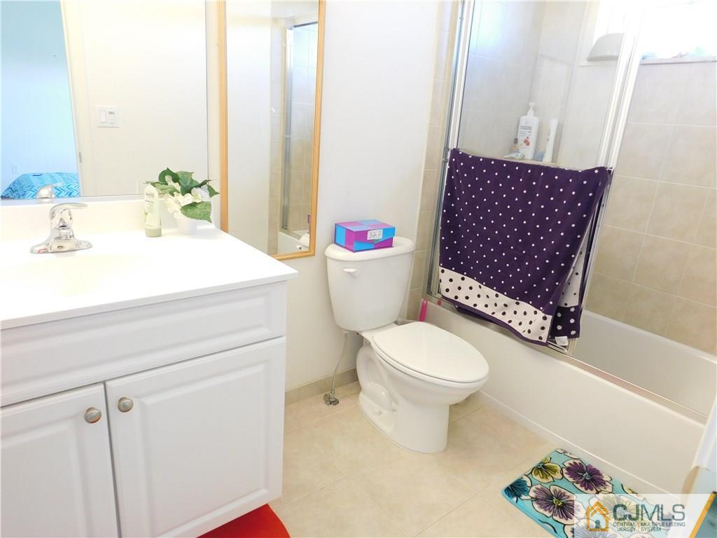 42 Emerald Road Robbinsville, NJ 08691 - Photo 14 of 23 Gallery Image 14