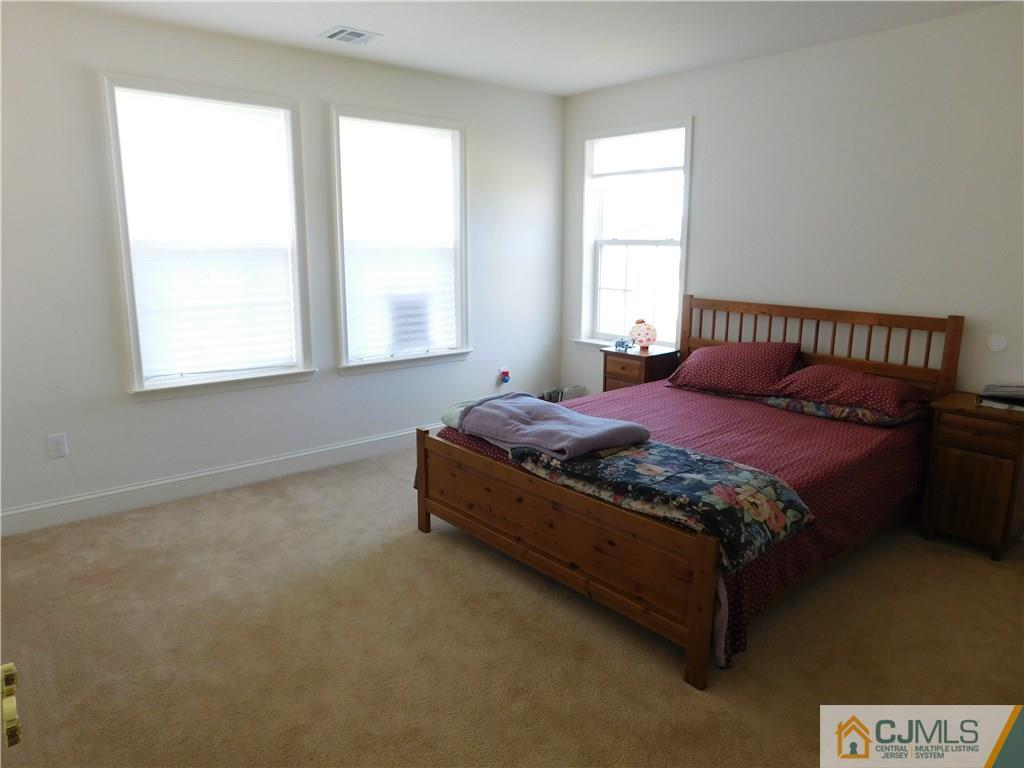 42 Emerald Road Robbinsville, NJ 08691 - Photo 15 of 23 Gallery Image 15