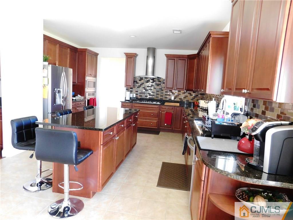 42 Emerald Road Robbinsville, NJ 08691 - Photo 6 of 23 Gallery Image 6