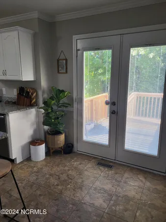 $2,100 | 220 Newport Drive, Jacksonville, NC 28540