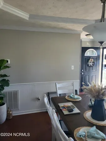 $2,100 | 220 Newport Drive, Jacksonville, NC 28540