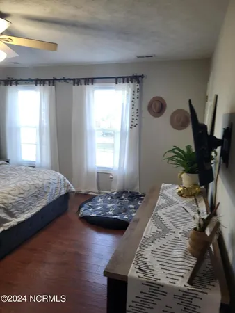 $2,100 | 220 Newport Drive, Jacksonville, NC 28540